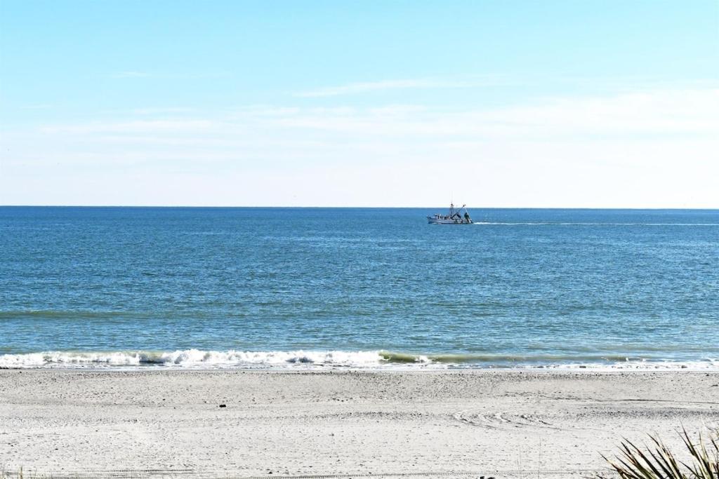 Ferienwohnung Oceanfront,Heated Pools,Boardwalk, Location,Views! Myrtle Beach Exterior foto